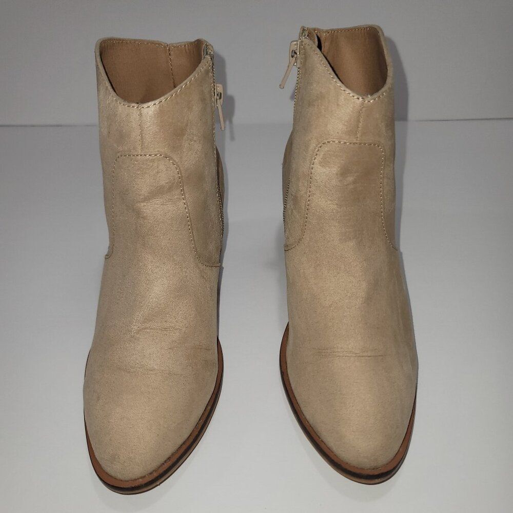 Ann Taylor Loft Sze 6 Tan Suede Short   Block‎ Heel Western Style Ankle  Bootie